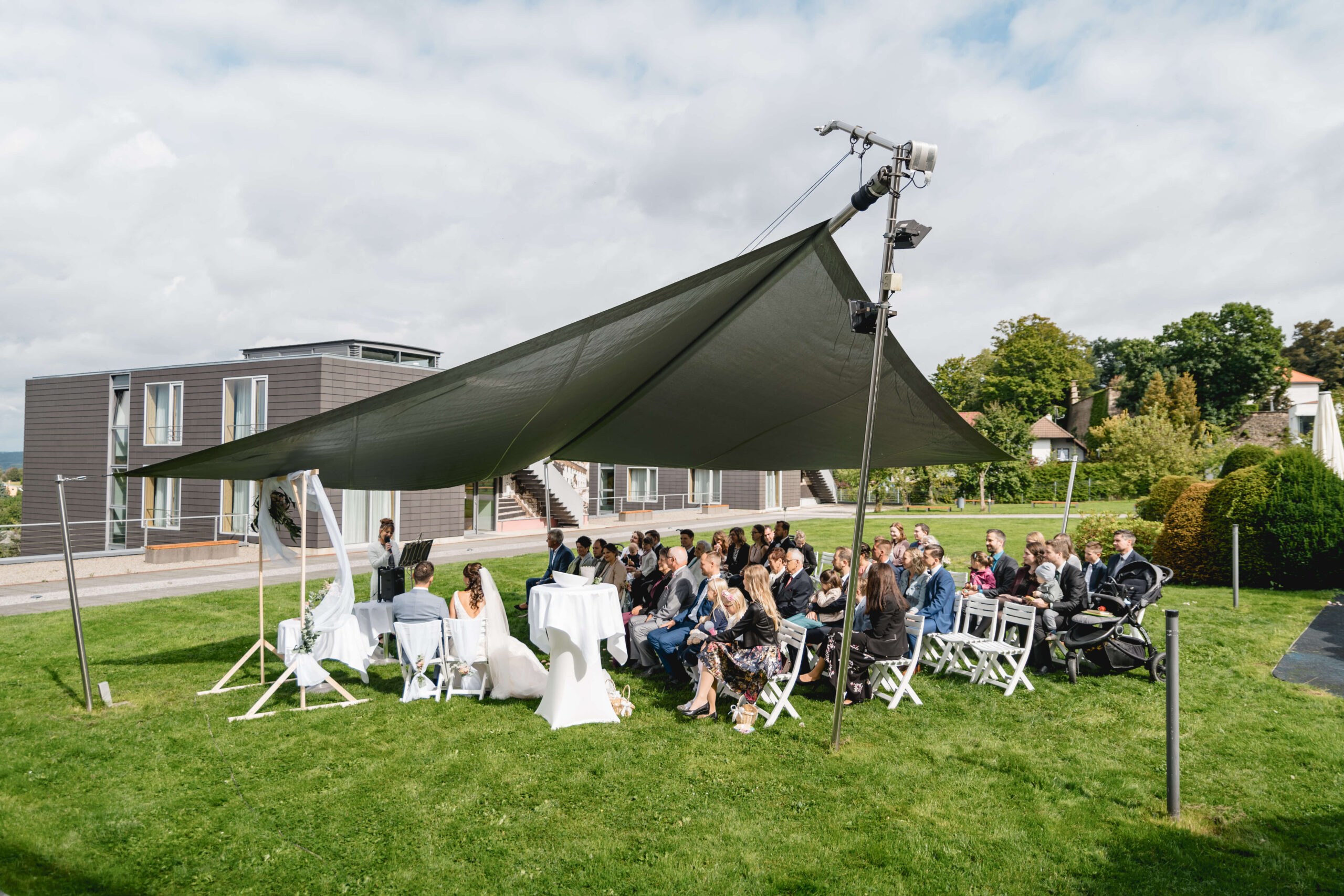 Sektempfang Hochzeit im Hotel Schlosspark Lichtenwalde